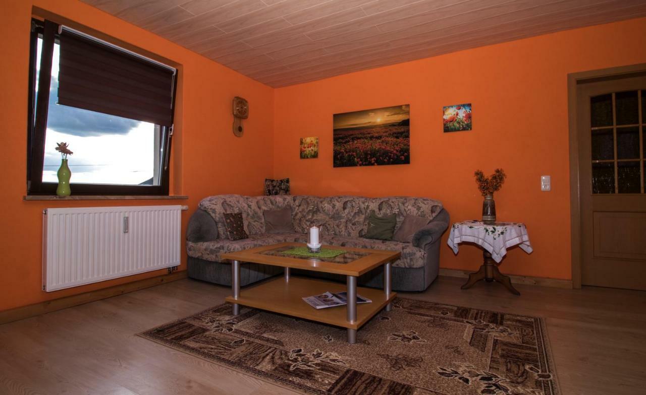 am Balkon des Erzgebirges Daire Bernsbach Dış mekan fotoğraf